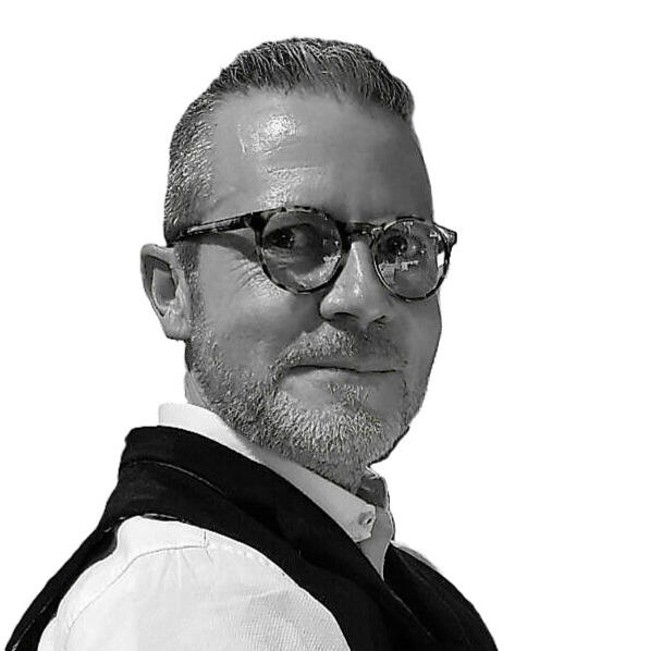 My role is to keep your personal affairs organised and running smoothly, with discretion, professionalism, and minimal interrupt